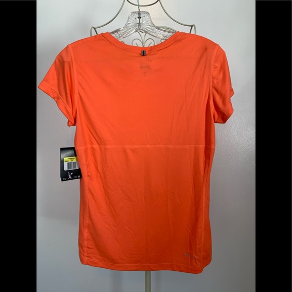 Women’s sports T-shirt - Picture 2 of 4